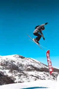 snowboarding gift ideas guide