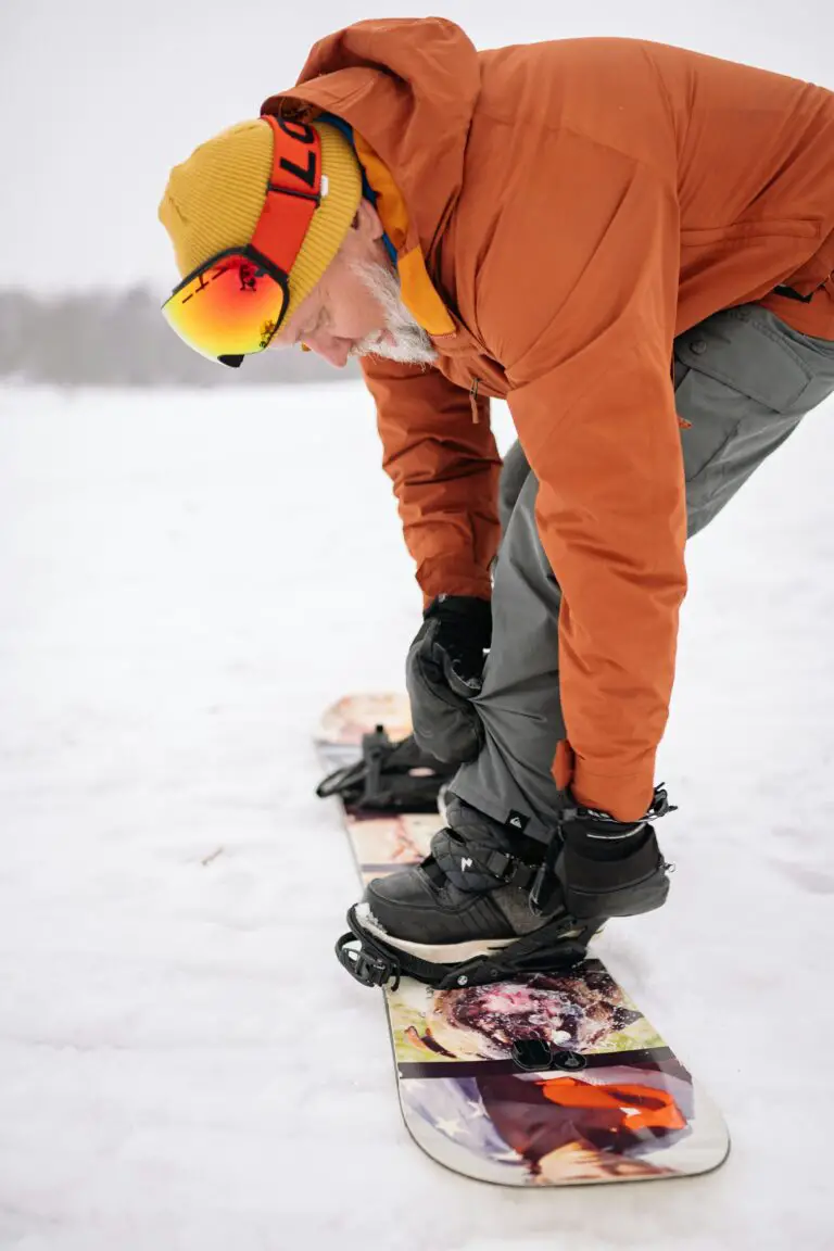 essential snowboarding equipment